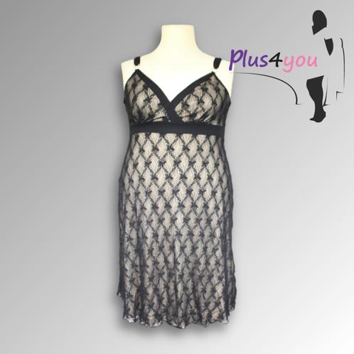 30380 Zgan 2 laagse jurk M&S mt 50  G18, Kleding | Dames, Grote Maten, Zo goed als nieuw, Jurk, Zwart, Ophalen of Verzenden