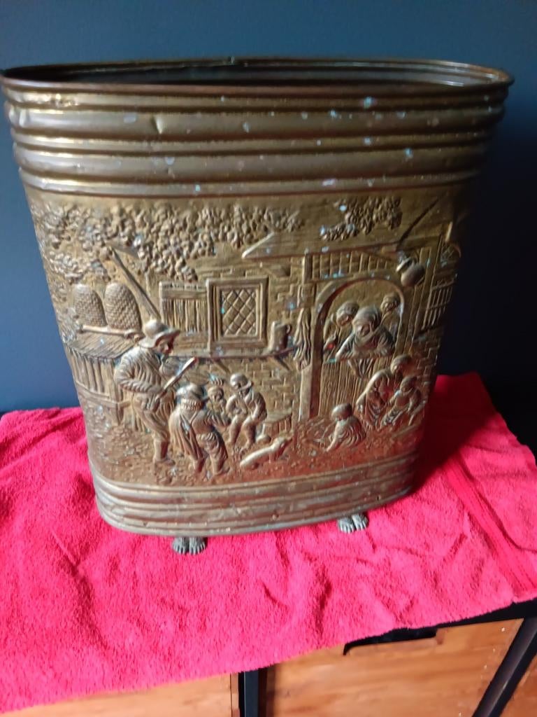 Antieke messing paraplubak met café tafereel, Ophalen of Verzenden, Koper