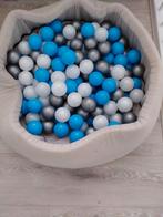 Ballenbak met ballen - wit, blauw, grijs, Ophalen, Gebruikt, Jongen of Meisje