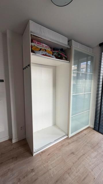 IKEA Pax Kast met glazen Schuifdeuren 236x200cm - afbeelding 5