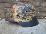 Originele Duitse m40 luftwaffe Camo helm, Ophalen of Verzenden, Landmacht, Duitsland, Helm of Baret