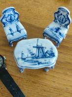 Delfts blauw miniatuur tafel en stoelen, Ophalen of Verzenden