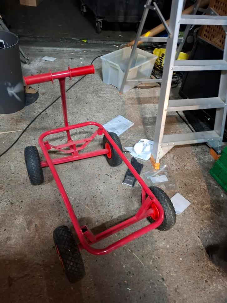 Rode loopauto kar, Kinderen en Baby's, Speelgoed | Buiten | Voertuigen en Loopfietsen, Gebruikt, Trapvoertuig, Ophalen