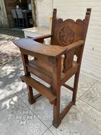 Vintage Eiken Kinderstoel met Houtsnijwerk zoekt prins(es)je, Ophalen