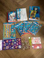 Paw patrol stickervellen waterboek schilderij en meer 1 koop, Ophalen of Verzenden, Zo goed als nieuw