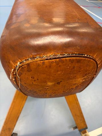 Oude Turn Toestellen - Paard, Springplank, Bokken beschikbaar voor biedingen