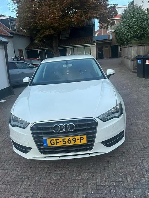 Audi A3 1.4TFSI G-tron 81KW SB S-tro 2015 Wit, Auto's, Audi, Particulier, A3, Benzine, A, Hatchback, Automaat, Origineel Nederlands