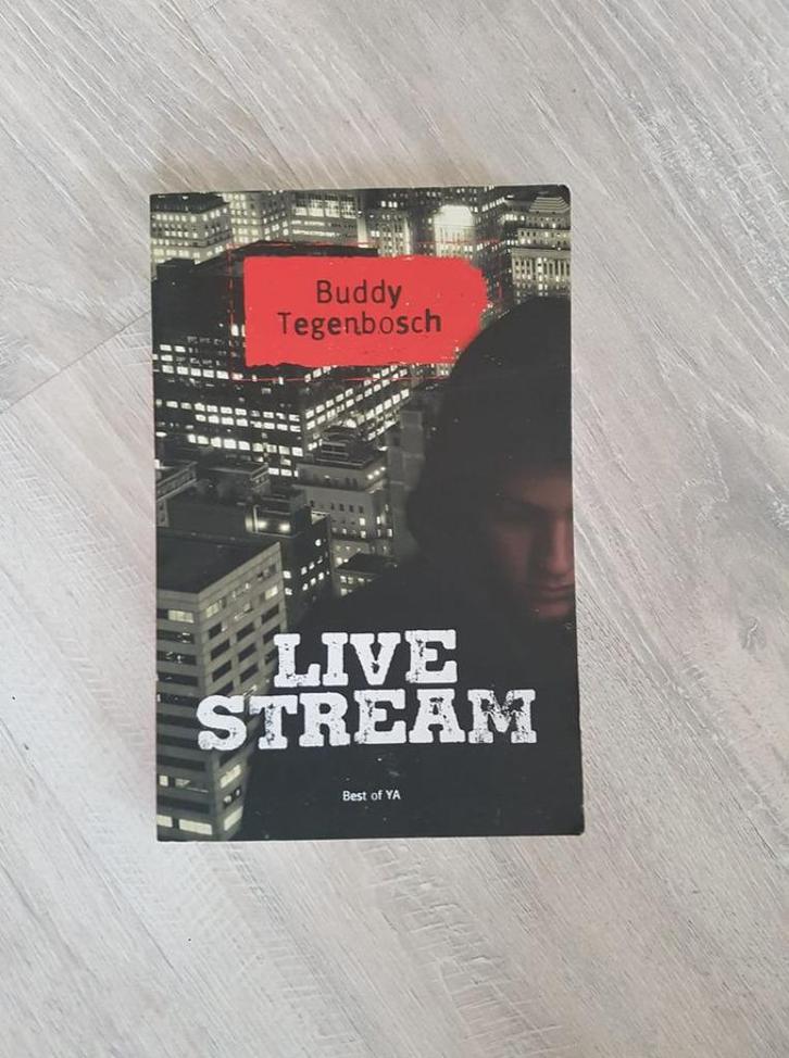 Nieuwstaat! Spannende thriller Livestream, Boeken, Kinderboeken | Jeugd | 10 tot 12 jaar, Zo goed als nieuw, Ophalen