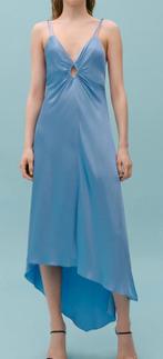 Nieuwe longdress high low  M blauw satijn jurk Mango, Kleding | Dames, Jurken, Maat 38/40 (M), Mango, Blauw, Nieuw