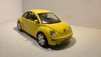 Volkswagen new beetle Bburago 1.18, Hobby en Vrije tijd, Modelauto's | 1:18, Ophalen of Verzenden, Bburago, A, A