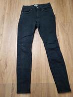 Zwarte jeans high waist H&M maat 38, Kleding | Dames, Spijkerbroeken en Jeans, Gedragen, W30 - W32 (confectie 38/40), H&M, Ophalen of Verzenden