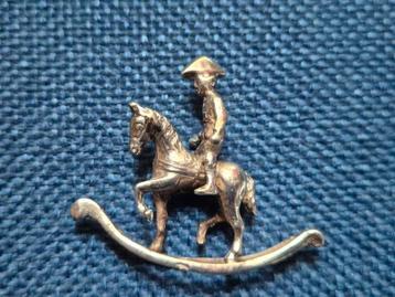 Zilveren miniatuur ruiter te Paard beschikbaar voor biedingen