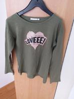 Leger-Groen shirt mt 134/ met glitter hart: LOVEEEE!!/D-Zine, Meisje, D-Zine, Ophalen of Verzenden, Zo goed als nieuw