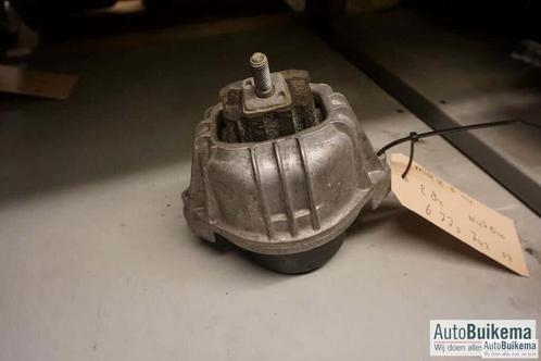 Origineel BMW X1  E84 rechter motorsteun, Auto-onderdelen, Motor en Toebehoren, BMW, Gebruikt, Ophalen of Verzenden