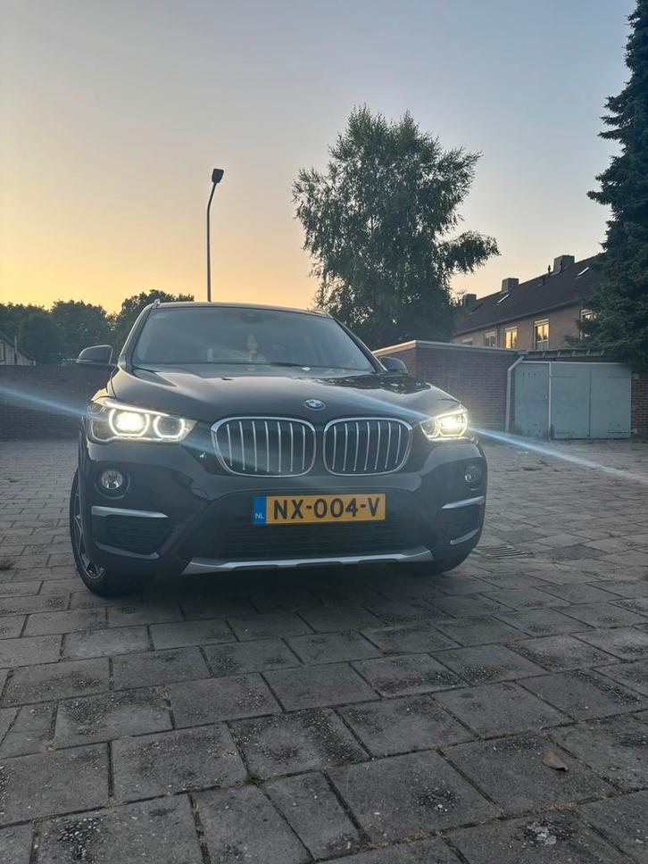BMW X1 20i Sdrive 192pk 2017, Auto's, BMW, Particulier, X1, Airconditioning, Bluetooth, Bochtverlichting, Boordcomputer, Cruise Control
