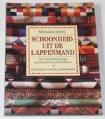 Schoonheid uit de lappenmand - Innes - 118144, Boeken, Ophalen of Verzenden, Gelezen, Borduren en Naaien