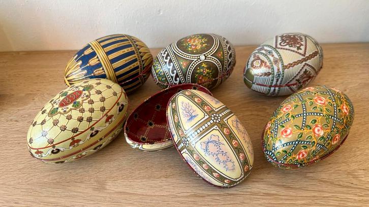 Vintage kerst decoratie , blikken “ Fabergé Ei “ - Set van 6, Antiek en Kunst, Antiek | Overige Antiek, Ophalen of Verzenden