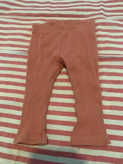 Roze legging van de Wibra. Maat 68, Kinderen en Baby's, Babykleding | Maat 68, Zo goed als nieuw, Meisje, Broekje, Ophalen of Verzenden
