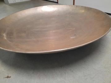 Majestic Moroccan Silver Steel Tray–A Statement of Elegance beschikbaar voor biedingen