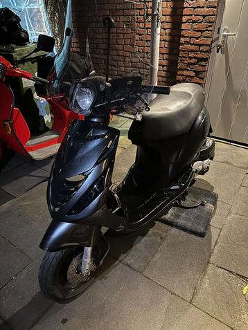 Piaggio Zip 50cc 4t blauw kenteken 2014 beschikbaar voor biedingen