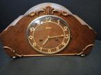 Junghans klok jaren 50.Tafelklok pendule, Antiek en Kunst, Antiek | Klokken, Ophalen