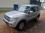Mitsubishi Pajero 3.2 DI-D Invite High Roof Van apk 31-05-20, Automaat, 2033 kg, Stof, Gebruikt