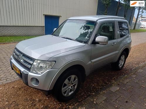 Mitsubishi Pajero 3.2 DI-D Invite High Roof Van apk 31-05-20, Auto's, Bestelauto's, Bedrijf, Te koop, 4x4, ABS, Airbags, Airconditioning