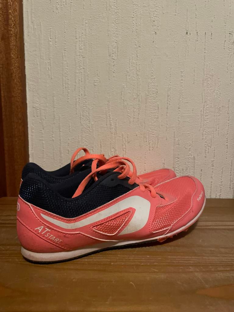 Spikes - Maat 39, Sport en Fitness, Loopsport en Atletiek, Overige merken, Gebruikt, Ophalen of Verzenden, Spikes