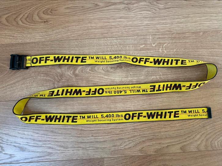 OFF- WHITE riem geel met zwarte letters, Kleding | Heren, Riemen en Ceinturen, Zo goed als nieuw, 115 cm of meer, Overige kleuren