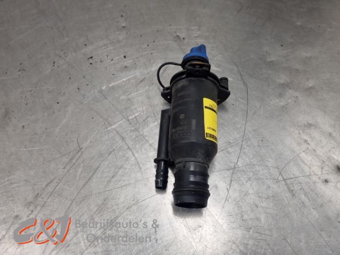Vulpijp ad-blue tank van een Iveco New Daily, Gebruikt, -, -, Ophalen of Verzenden