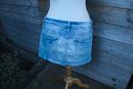 Spijkerrok blauw Mooia mt 42 Vaste prijs AANBIEDING, Kleding | Dames, Rokken, Blauw, Maat 42/44 (L), Ophalen of Verzenden, Zo goed als nieuw