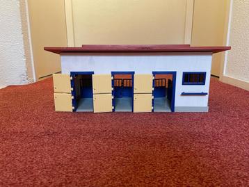 Grote partij Schleich stal/manege beschikbaar voor biedingen
