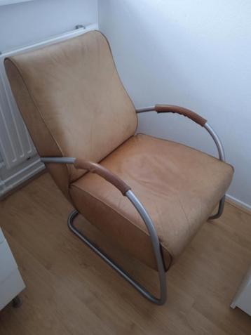 Design stoel fauteuil in nette staat.