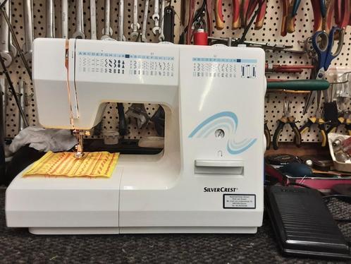 ZO GOED ALS NIEUWE SILVERCREST NAAIMACHINE MODEL 8750, Hobby en Vrije tijd, Naaimachines en Toebehoren, Zo goed als nieuw, Overige merken