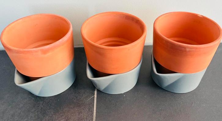 3 keer zelfwaterende terracotta bloempot / kruidenpot, Tuin en Terras, Bloempotten, Gebruikt, Terracotta, Binnen, Minder dan 40 cm