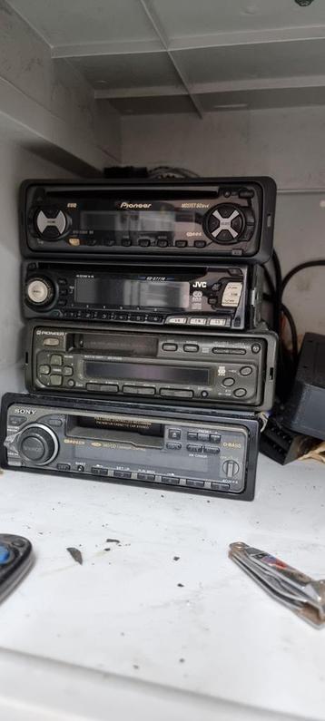 verschillende auto radio's