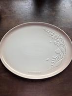 Le creuset Jardin ovale serving pletter, Huis en Inrichting, Keuken | Servies, Ophalen of Verzenden, Nieuw, Overige stijlen, Schaal of Schalen