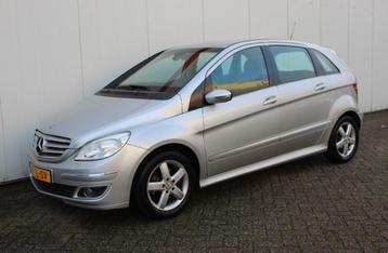 Mercedes B-Klasse 2.0 B200 5-DEURS AIRCO ZEER MOOI ! ! beschikbaar voor biedingen