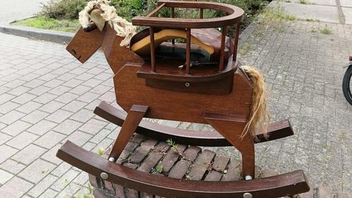 Vintage schommelpaard met zitje, Kinderen en Baby's, Speelgoed | Hobbelfiguren, Gebruikt, Ophalen