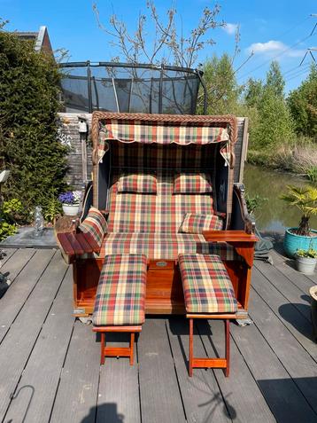 Tuin-, terras- of strandstoel. vlekvrije,waterafstotend stof beschikbaar voor biedingen