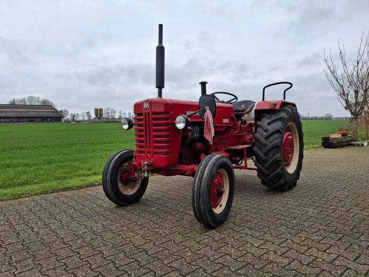 Mc Cormick D439 = verkocht, Zakelijke goederen, Agrarisch | Tractoren, tot 2500, McCormick, tot 80 Pk, Oldtimer, Ophalen of Verzenden