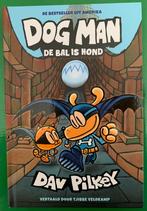 DOG MAN  Dav Pilkey - De bal is hond, Boeken, Kinderboeken | Jeugd | onder 10 jaar, Ophalen of Verzenden, Fictie algemeen, Zo goed als nieuw