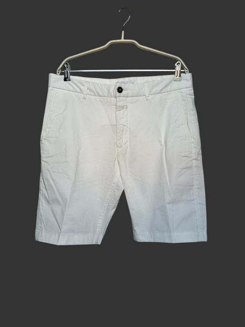 Closed Shorts Maat 33 Wit Clifton Slim Chino Bermuda, Kleding | Heren, Broeken en Pantalons, Zo goed als nieuw, Maat 52/54 (L)