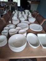 Wedgwood Winster 95-delig Servies, Huis en Inrichting, Keuken | Servies, Gebruikt, Ophalen of Verzenden, Effen, Porselein
