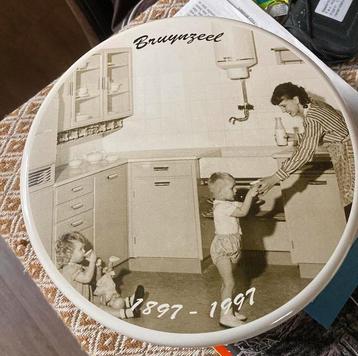 Brabantia Bruynzeel keuken 1897-1997 koektrommel beschikbaar voor biedingen
