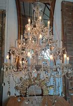 Zeer mooie grote kroonluchter met veel kristal 170 cm lang, Ophalen