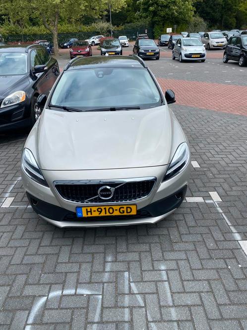 Volvo V40 1.5 T3 152PK Geartronic 2020 Bruin, Auto's, Volvo, Particulier, V40, Benzine, D, Hatchback, Automaat, Origineel Nederlands