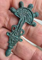 Zeldzame Merovingische fibula bodembondst 6de/ 7de eeuw AD, Antiek en Kunst, Antiek | Koper en Brons, Ophalen of Verzenden