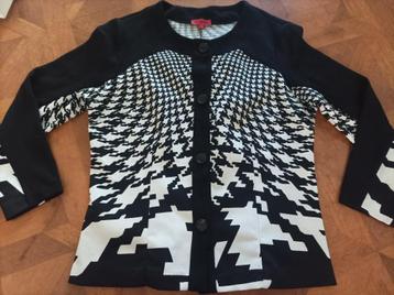 Bugarri vest maat 40(maat 3) beschikbaar voor biedingen