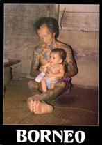 Maleisie BORNEO . An Iban with his grandson, Ophalen of Verzenden, Gelopen, Buiten Europa
